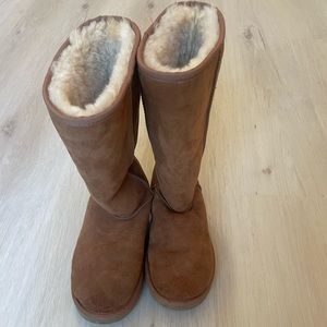 Chestnut tall uggs